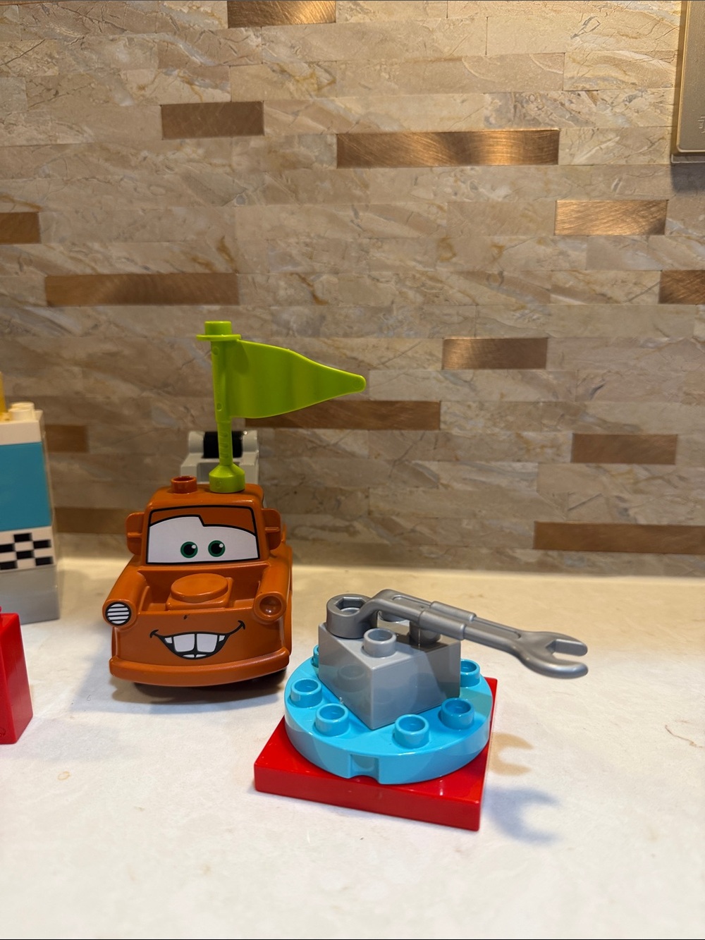 Disney Pixar Cars Lightning McQueen & Mater Lego Duplo Playset - Picture 3 of 3